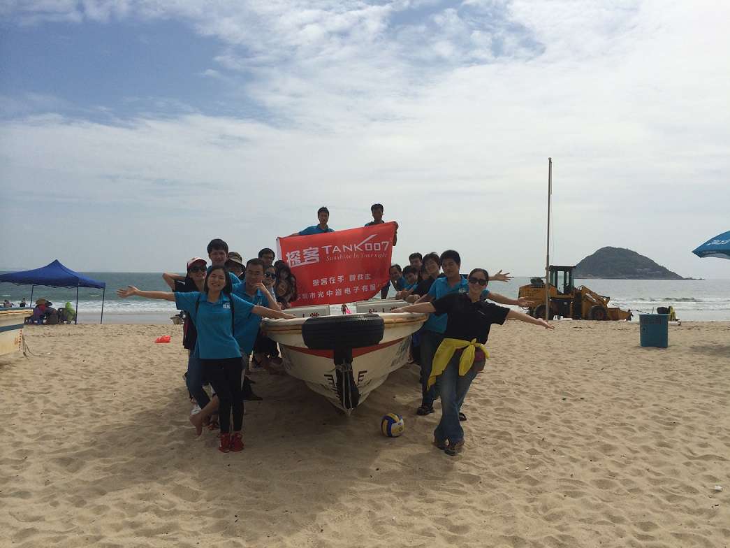 1450234111880516.jpg 手電筒廠家